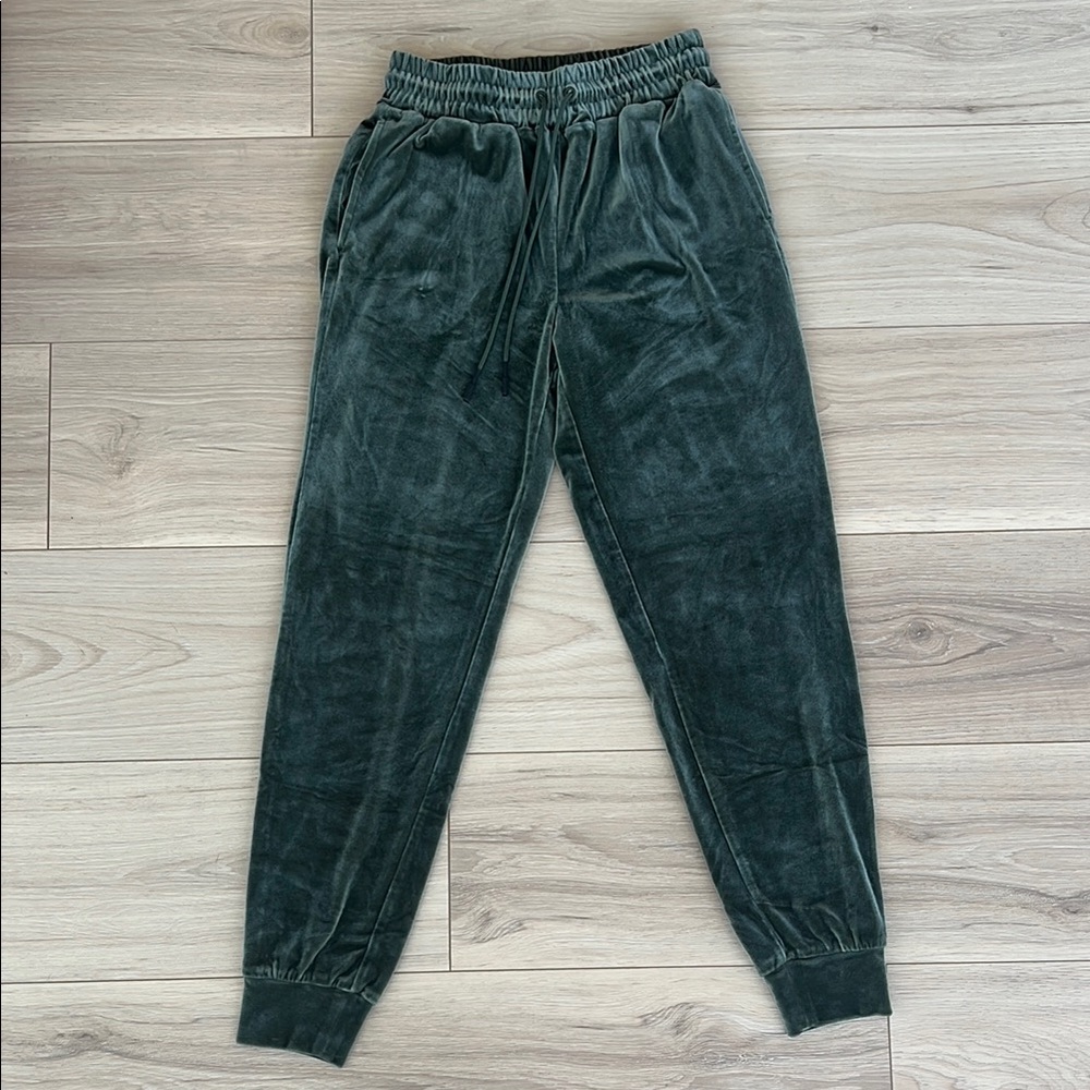 Noize Green Velvet Joggers with Elastic Waistband